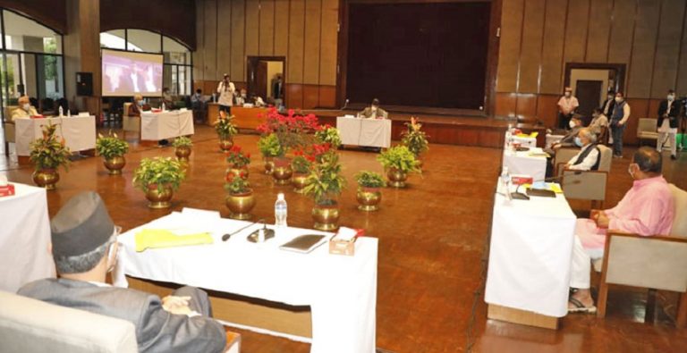 सर्वदलीय बैठकको निष्कर्षः संविधान र लोकतन्त्र बचाउन सबै दलले कसरत गर्ने