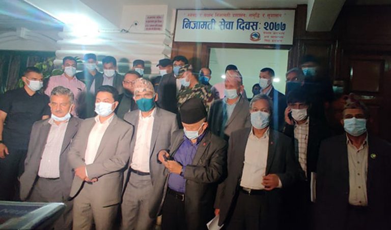 एमालेमा ओली र नेपाल पक्षबीच भएको १० बुँदे सहमतिमा के उल्लेख छ ? (पढ्नुहोस् पूर्णपाठसहित)